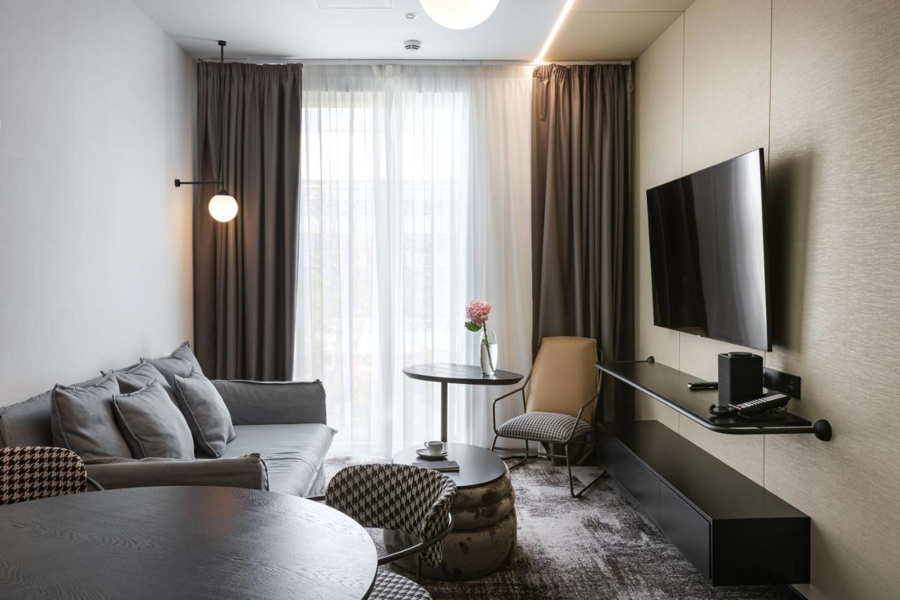 Novotel Living Almaty Jetisu Εξωτερικό φωτογραφία