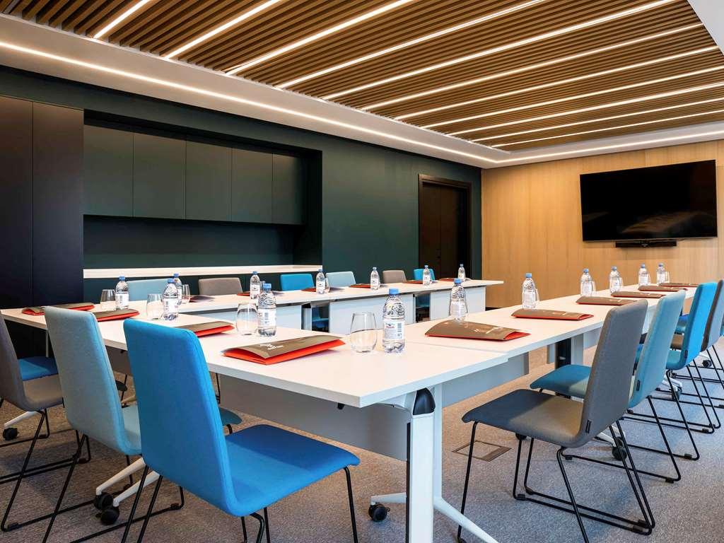 Novotel Living Almaty Jetisu Ανέσεις φωτογραφία