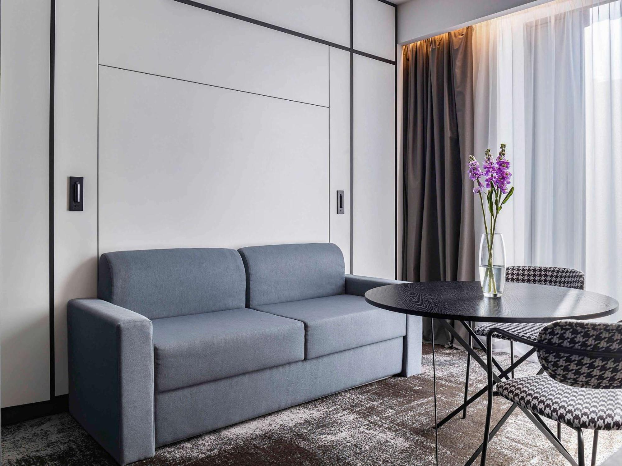 Novotel Living Almaty Jetisu Εξωτερικό φωτογραφία