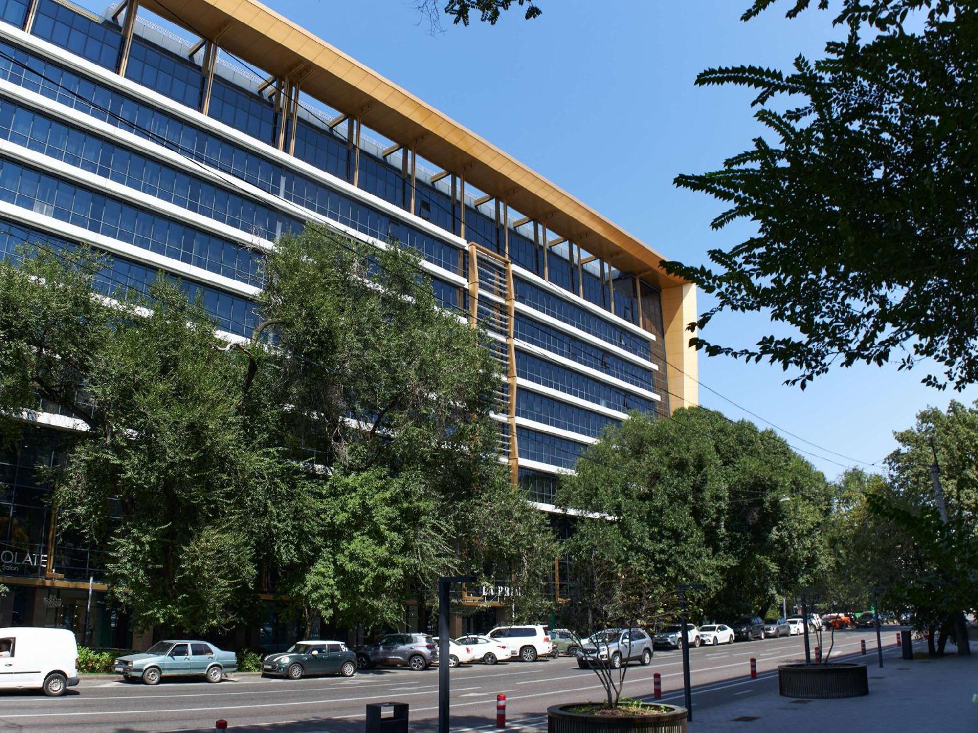 Novotel Living Almaty Jetisu Εξωτερικό φωτογραφία